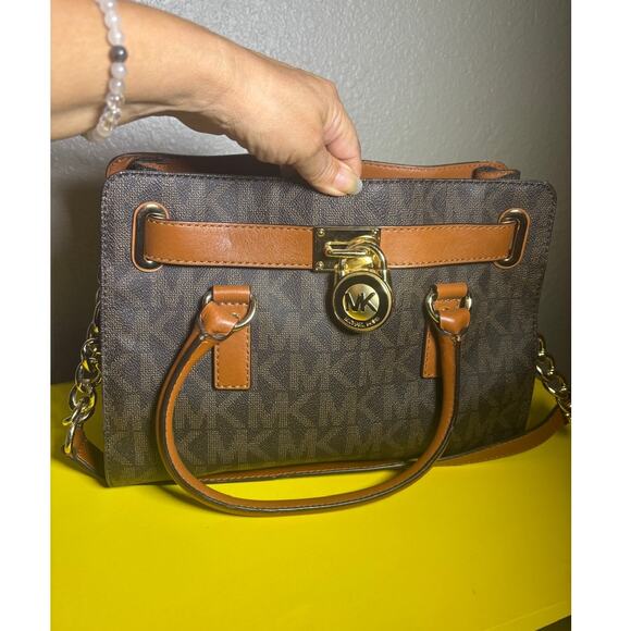 Michael Kors Hamilton Brown Monogram Logo Large Satchel Tote Bag Gold Hardware - Picture 11 of 11